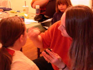 Jessica_and_Diane_continue_makeup_while_Katie_watches